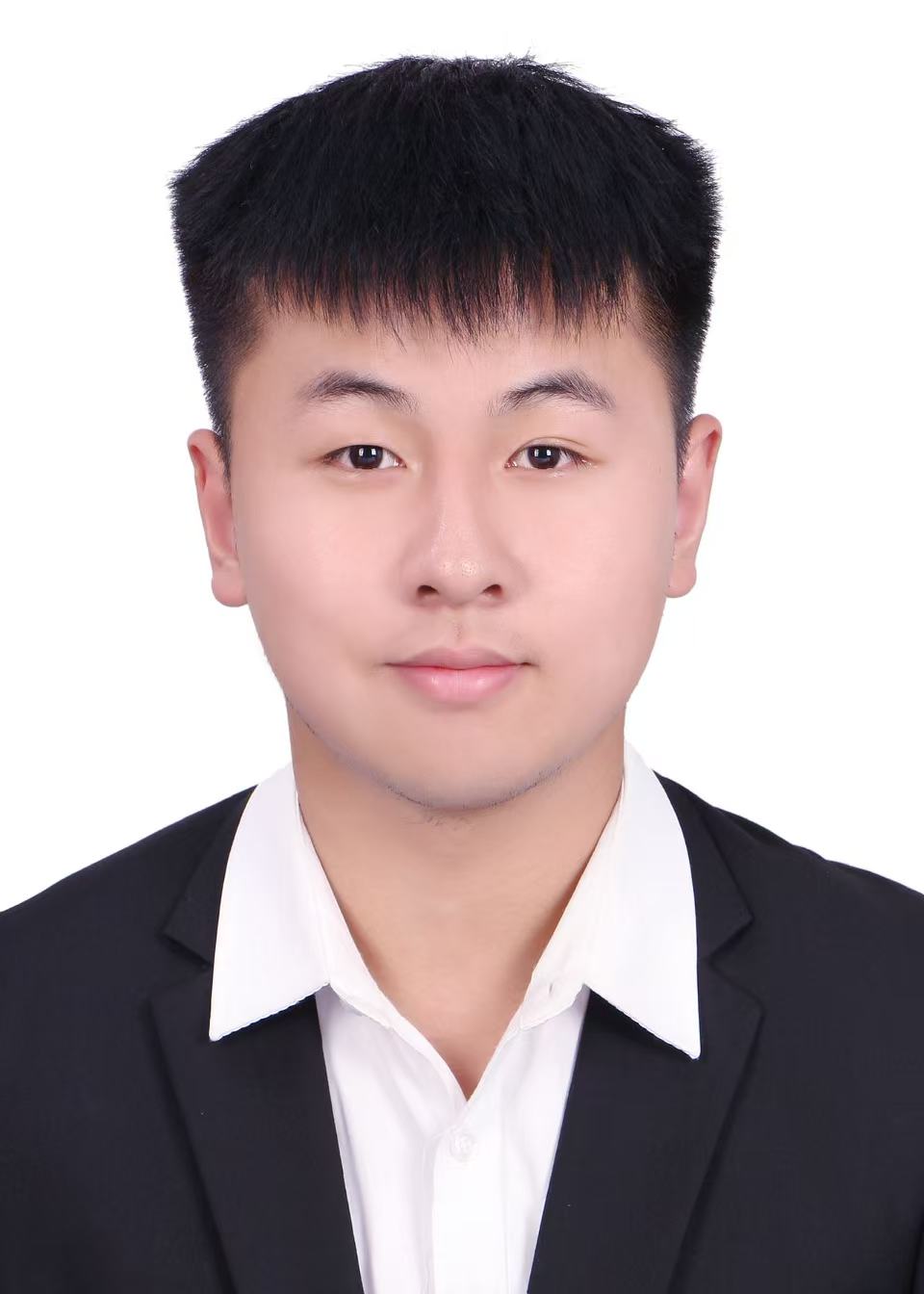 Enyi Hu